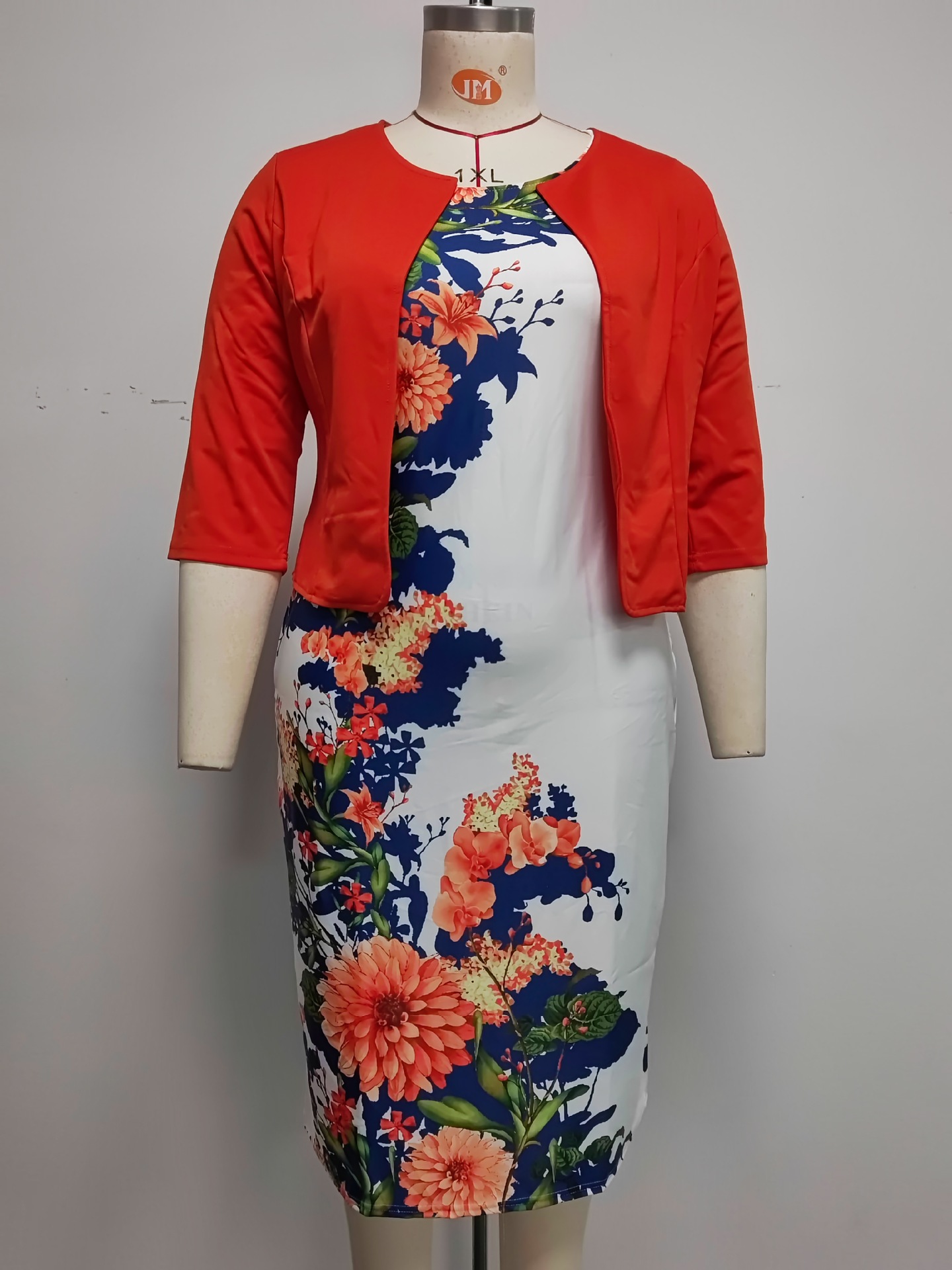 Conjunto de Moda Estampado de  - Winter Clothing Women Pakistan reseña y precio